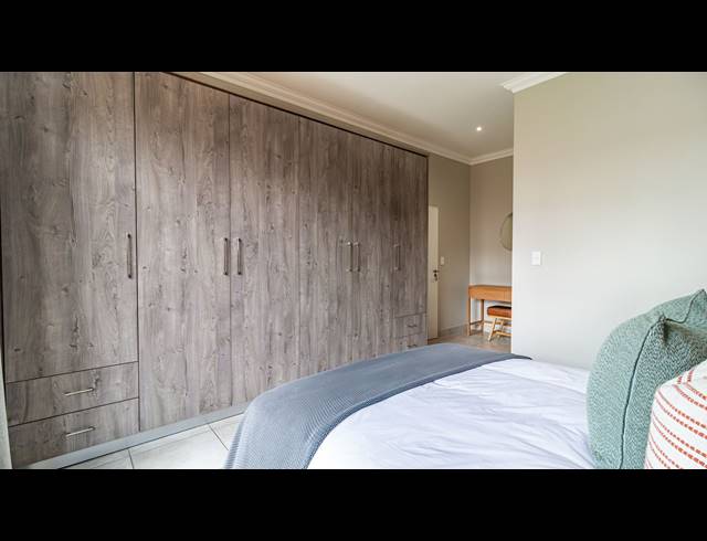 3 BEDROOM SIMPLEX FOR SALE IN SILVER LAKES